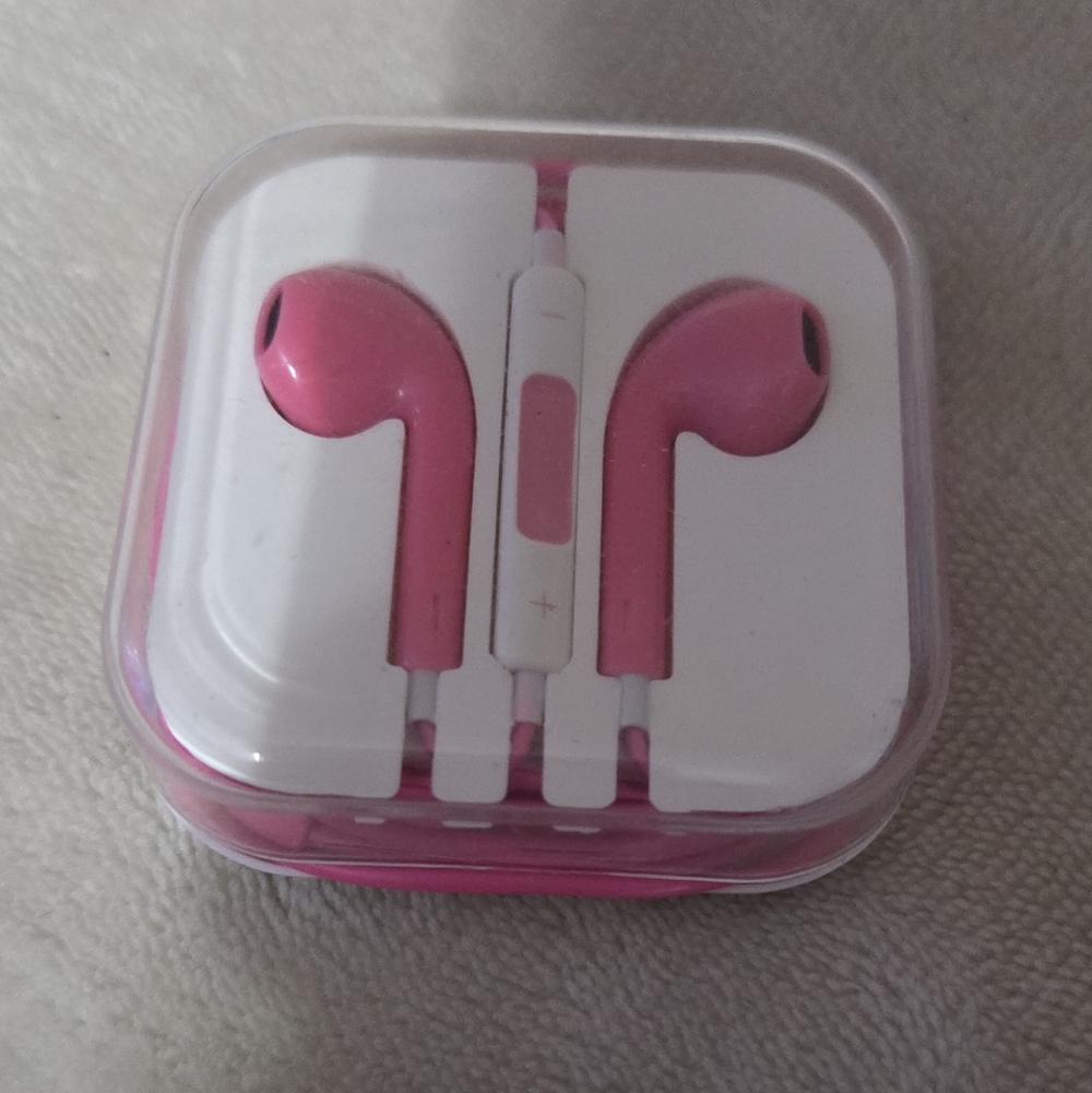 Wireless Earphone Bundle - Picture 12 of 12